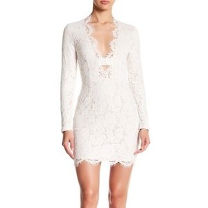 Missguided Lace Scallop Body-Con Dress